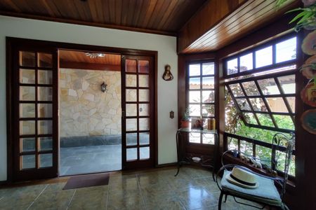 Casa para alugar com 250m², 4 quartos e 3 vagasSala 1