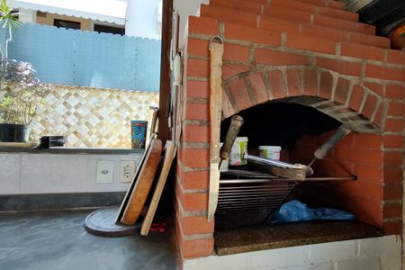 Casa para alugar com 250m², 4 quartos e 3 vagasChurrasqueira