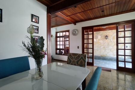 Casa para alugar com 250m², 4 quartos e 3 vagasSala 1