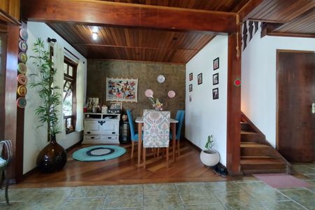 Casa para alugar com 250m², 4 quartos e 3 vagasSala 1