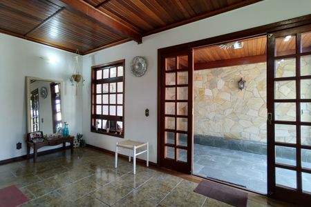 Casa para alugar com 250m², 4 quartos e 3 vagasSala 1