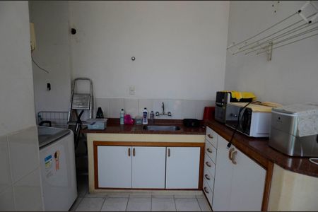 Apartamento à venda com 230m², 4 quartos e 1 vagaÁrea de Serviço