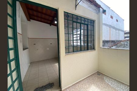 Casa para alugar com 100m², 1 quarto e sem vagaÁrea de Serviço