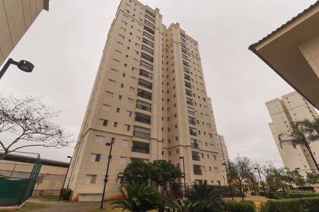 Apartamento à venda com 76m², 3 quartos e 2 vagas Apartamento à venda com 76m², 3 quartos e 2 vagasFachada