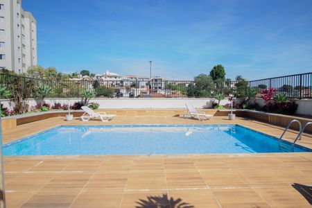 Apartamento à venda com 61m², 2 quartos e 1 vaga Apartamento à venda com 61m², 2 quartos e 1 vagaÁrea comum - Piscina