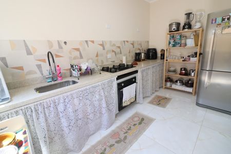 Casa à venda com 161m², 3 quartos e 2 vagasCozinha