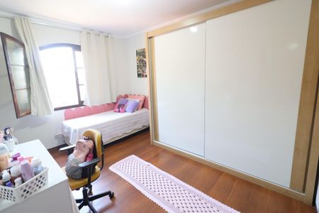 Casa à venda com 161m², 3 quartos e 2 vagasQuarto 2