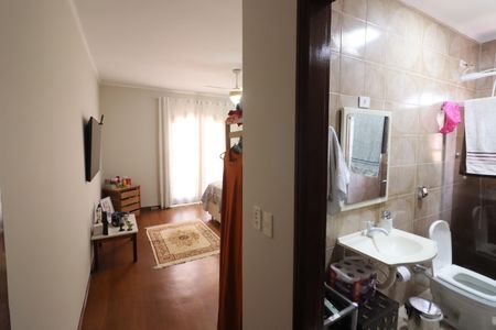 Casa à venda com 161m², 3 quartos e 2 vagasSuíte 1