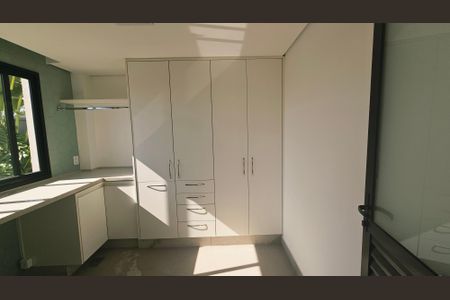 Casa de condomínio para alugar com 480m², 3 quartos e 2 vagas Casa de condomínio para alugar com 480m², 3 quartos e 2 vagasÁrea de Serviço