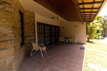 Casa de condomínio para alugar com 350m², 5 quartos e 5 vagasÁrea externa