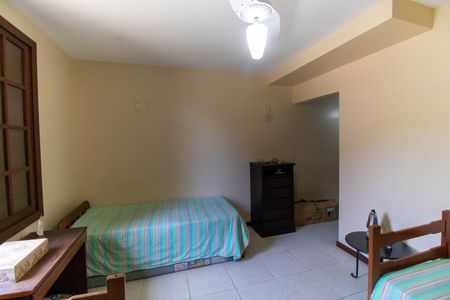 Casa de condomínio para alugar com 350m², 5 quartos e 5 vagasSuíte 1