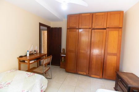 Casa de condomínio para alugar com 350m², 5 quartos e 5 vagasQuarto 2