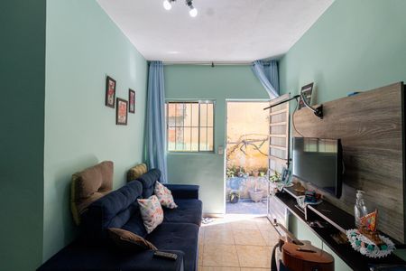 Sala de casa para alugar com 2 quartos, 78m² em Vila Marilena, São Paulo