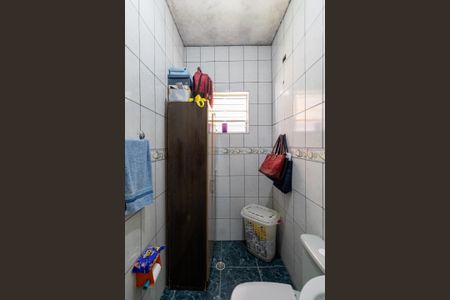 Casa para alugar com 78m², 2 quartos e 1 vaga Casa para alugar com 78m², 2 quartos e 1 vagaBanheiro 2