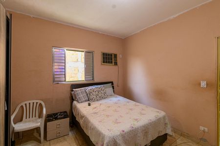 Casa para alugar com 78m², 2 quartos e 1 vaga Casa para alugar com 78m², 2 quartos e 1 vagaQuarto 1