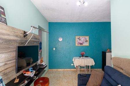 Casa para alugar com 78m², 2 quartos e 1 vaga Casa para alugar com 78m², 2 quartos e 1 vagaSala