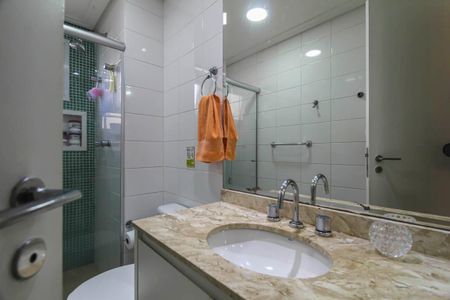 Apartamento à venda com 132m², 3 quartos e 2 vagasBanheiro 2