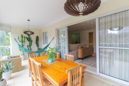 Apartamento à venda com 132m², 3 quartos e 2 vagasVaranda da Sala