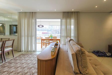 Apartamento à venda com 132m², 3 quartos e 2 vagasSala