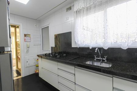 Apartamento à venda com 132m², 3 quartos e 2 vagasCozinha