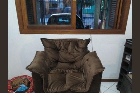 Casa à venda com 95m², 3 quartos e 2 vagas Casa à venda com 95m², 3 quartos e 2 vagasSala