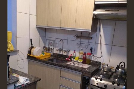 Casa à venda com 95m², 3 quartos e 2 vagas Casa à venda com 95m², 3 quartos e 2 vagasCozinha