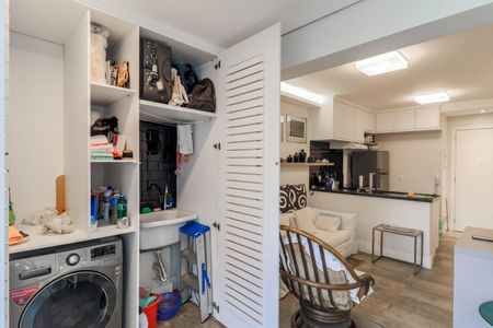 Apartamento para alugar com 58m², 2 quartos e 1 vaga Apartamento para alugar com 58m², 2 quartos e 1 vagaÁrea de Serviço