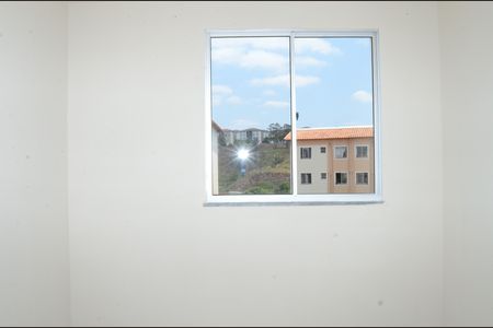 Quarto 1 de apartamento para alugar com 2 quartos, 42m² em Jardim Vitoria, Belo Horizonte