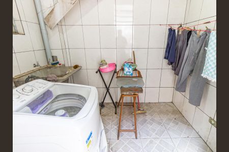 Casa à venda com 356m², 2 quartos e 2 vagas Casa à venda com 356m², 2 quartos e 2 vagasÁrea de Serviço