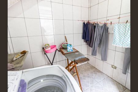 Casa à venda com 356m², 2 quartos e 2 vagas Casa à venda com 356m², 2 quartos e 2 vagasÁrea de Serviço