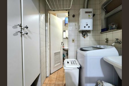 Apartamento para alugar com 66m², 2 quartos e 1 vagaÁrea de Serviço