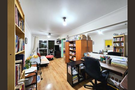 Apartamento para alugar com 66m², 2 quartos e 1 vagaSala