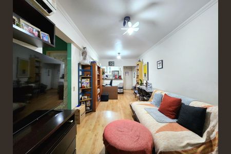 Apartamento para alugar com 66m², 2 quartos e 1 vagaSala