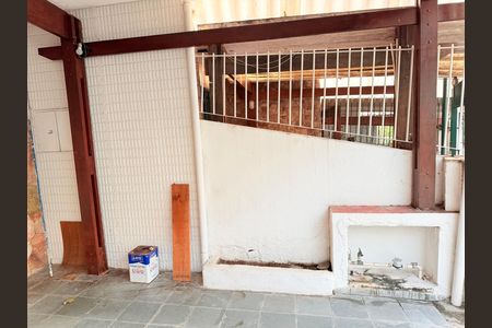 Casa para alugar com 100m², 2 quartos e 1 vaga Casa para alugar com 100m², 2 quartos e 1 vagaGaragem