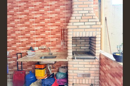 Casa para alugar com 100m², 2 quartos e 1 vaga Casa para alugar com 100m², 2 quartos e 1 vagaChurrasqueira