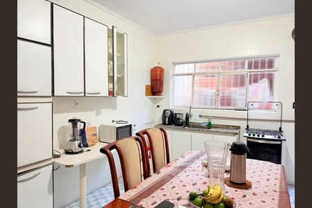 Casa para alugar com 100m², 2 quartos e 1 vaga Casa para alugar com 100m², 2 quartos e 1 vagaCozinha