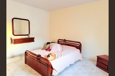 Casa para alugar com 100m², 2 quartos e 1 vaga Casa para alugar com 100m², 2 quartos e 1 vagaQuarto 2