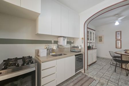 Apartamento para alugar com 144m², 2 quartos e 1 vaga Apartamento para alugar com 144m², 2 quartos e 1 vagaCozinha