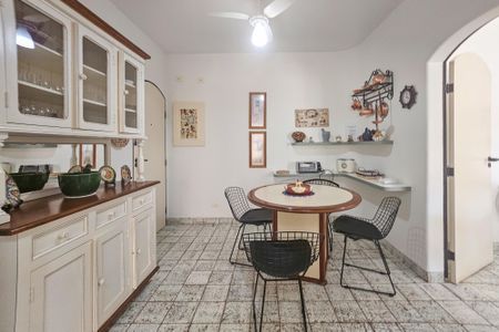 Apartamento para alugar com 144m², 2 quartos e 1 vaga Apartamento para alugar com 144m², 2 quartos e 1 vagaCozinha