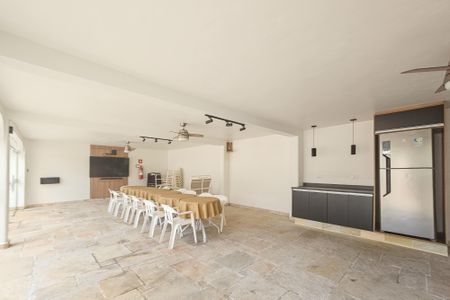 Apartamento para alugar com 144m², 2 quartos e 1 vaga Apartamento para alugar com 144m², 2 quartos e 1 vagaÁrea comum