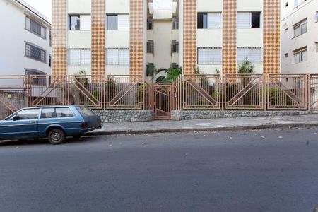 Apartamento à venda com 120m², 3 quartos e 1 vagaFachada