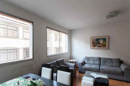 Apartamento à venda com 120m², 3 quartos e 1 vagaSala