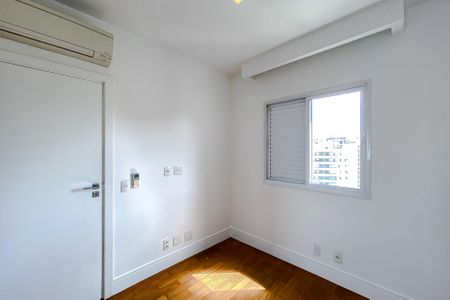 Apartamento à venda com 86m², 3 quartos e 2 vagasQuarto 