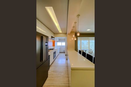 Apartamento à venda com 86m², 3 quartos e 2 vagasCozinha