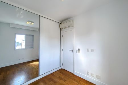 Apartamento à venda com 86m², 3 quartos e 2 vagasQuarto 