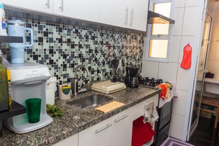 Apartamento à venda com 80m², 3 quartos e 2 vagasCozinha