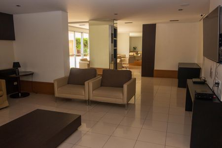 Apartamento à venda com 80m², 3 quartos e 2 vagasÁrea comum - Salão de festas