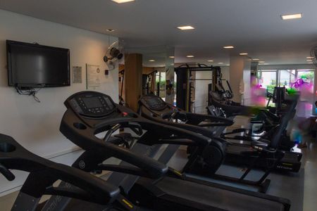 Apartamento à venda com 80m², 3 quartos e 2 vagasÁrea comum - Academia