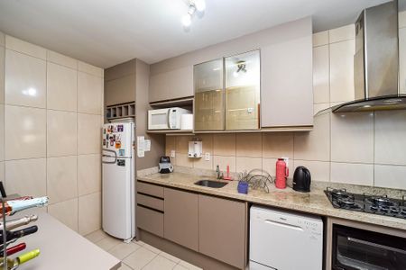 Apartamento à venda com 73m², 2 quartos e 2 vagas Apartamento à venda com 73m², 2 quartos e 2 vagasCozinha