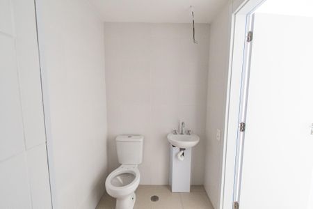 Banheiro de kitnet/studio à venda com 1 quarto, 24m² em Vila Mariana, São Paulo